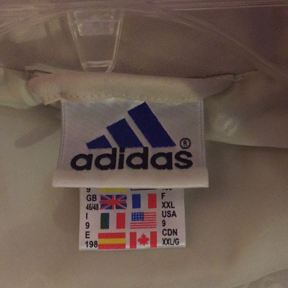 Adidas coat - Picture 7 of 7